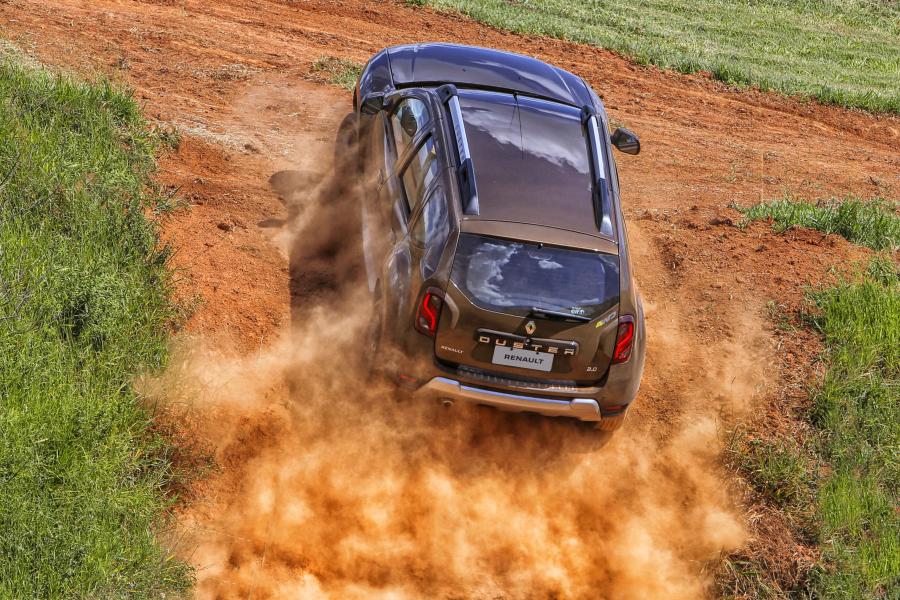  Renault Duster 2015 года  (BR) (фото 4 из 17)